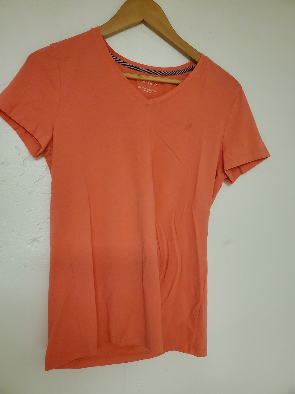 Nautica Women’s Coral V-Neck Short Sleeve Tee